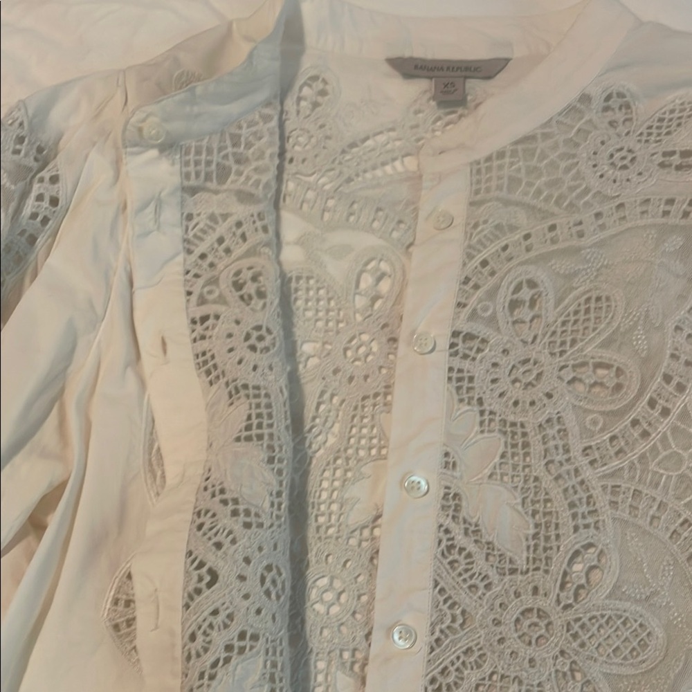Banana Republic Marianna Lace Blouse - Picture 6 of 14